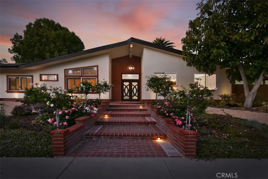 5124 Boda Place, Woodland Hills, CA 91367 - #1