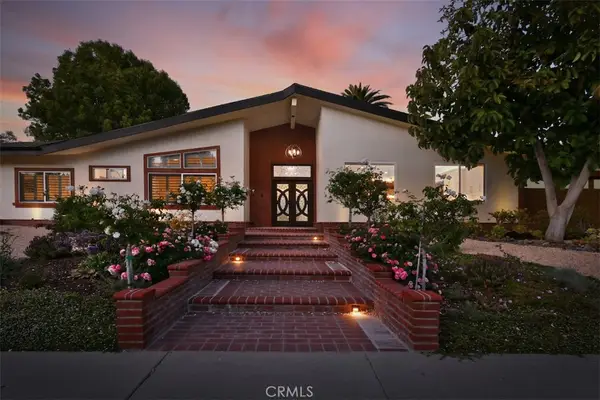 5124 Boda Place, Woodland Hills, CA 91367