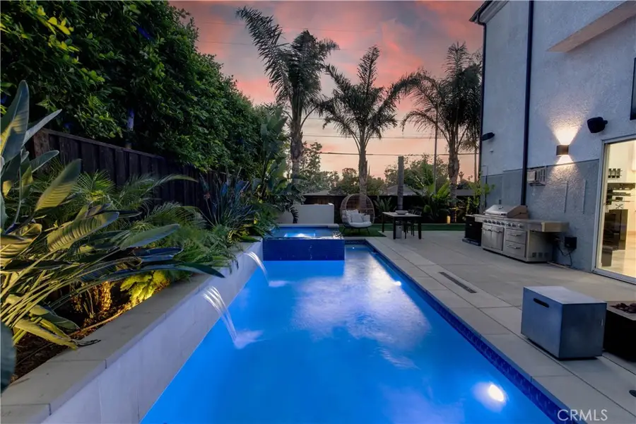 7330 De Soto, Canoga Park, CA 91303 - #3