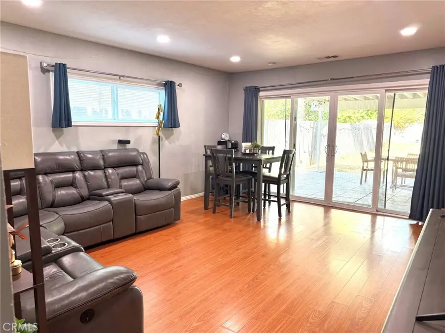 6922 Jordan, Canoga Park, CA 91303 - #2