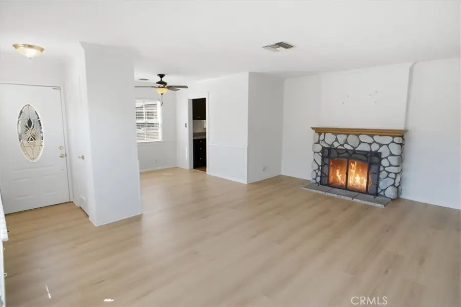 24943 Chestnut, Newhall, CA 91321 - #2