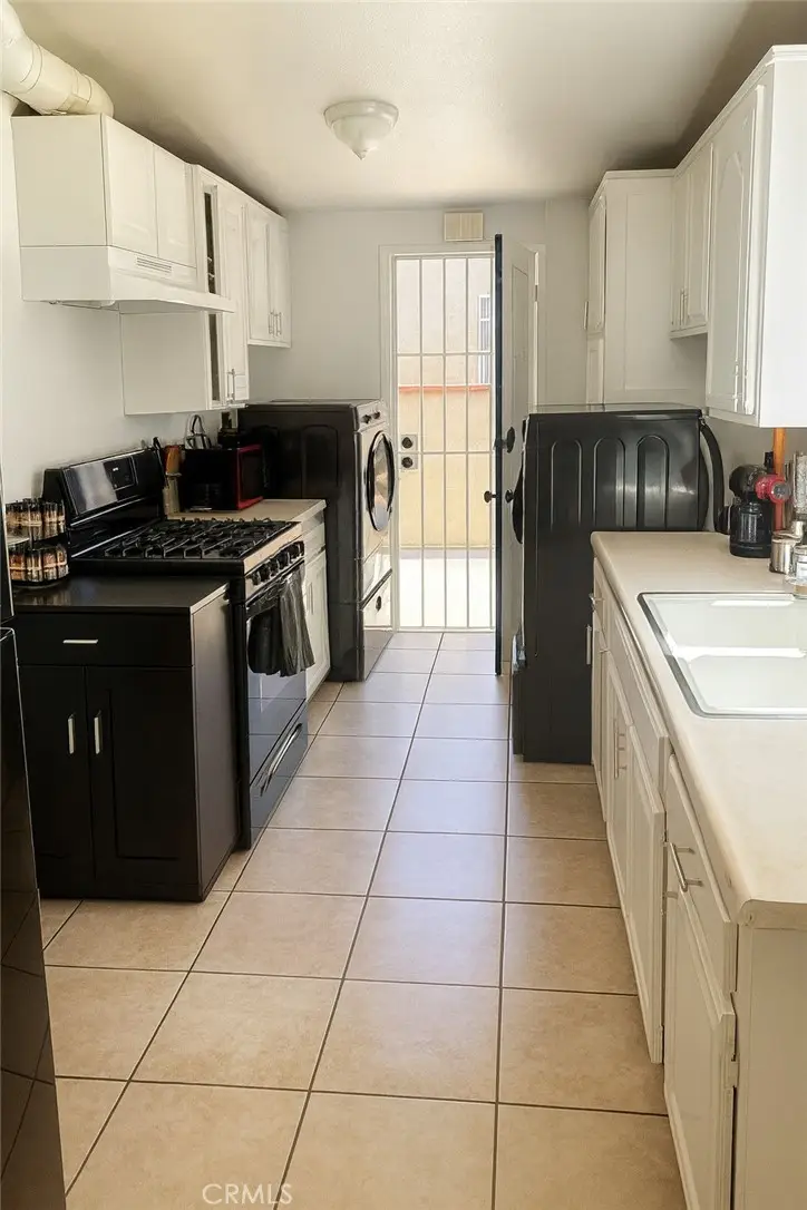 44129 Carolside, Lancaster, CA 93535 - #2