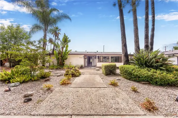 19760 Victory, Los Angeles, CA 91367