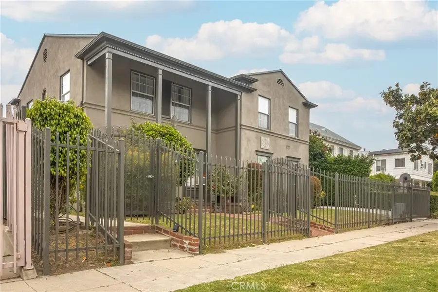 913 S Wilton Place, Los Angeles, CA 90019 - #3