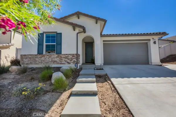 28553 Foothill, Saugus, CA 91350