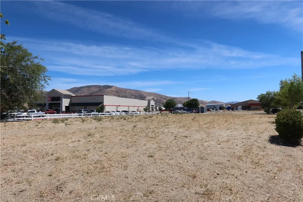 408 N Mill Street, Tehachapi, CA 93561 - #1