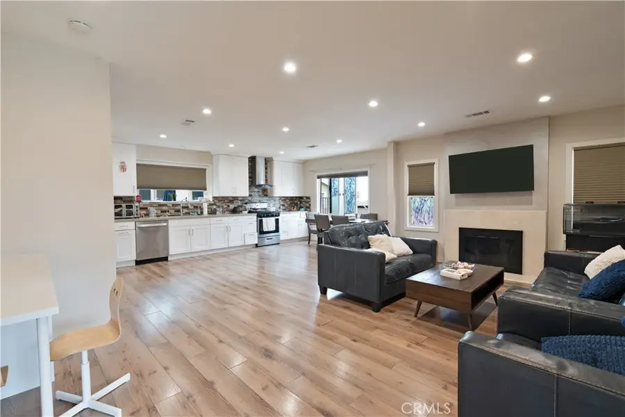 441 S Main, Burbank, CA 91506 - #3