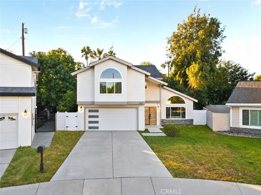 7819 Goldmine Lane, Lake Balboa, CA 91406 - #2