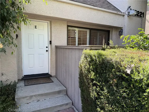 15221 Magnolia, Sherman Oaks, CA 91403