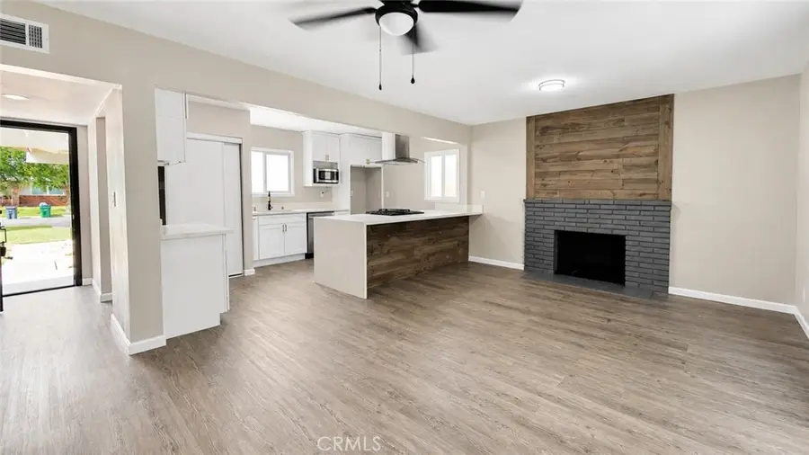 1438 W Ivyton Street, Lancaster, CA 93534 - #2