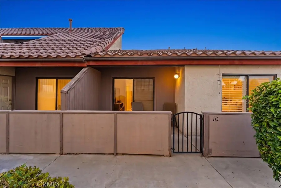 43334 32nd Street W #10, Lancaster, CA 93536 - #2