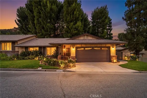 26562 Cardwick Court, Newhall, CA 91321