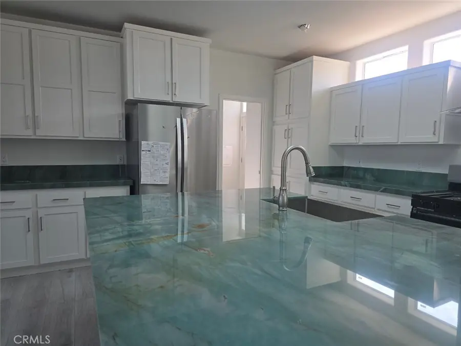 21500 Lassen #450, Chatsworth, CA 91311 - #2