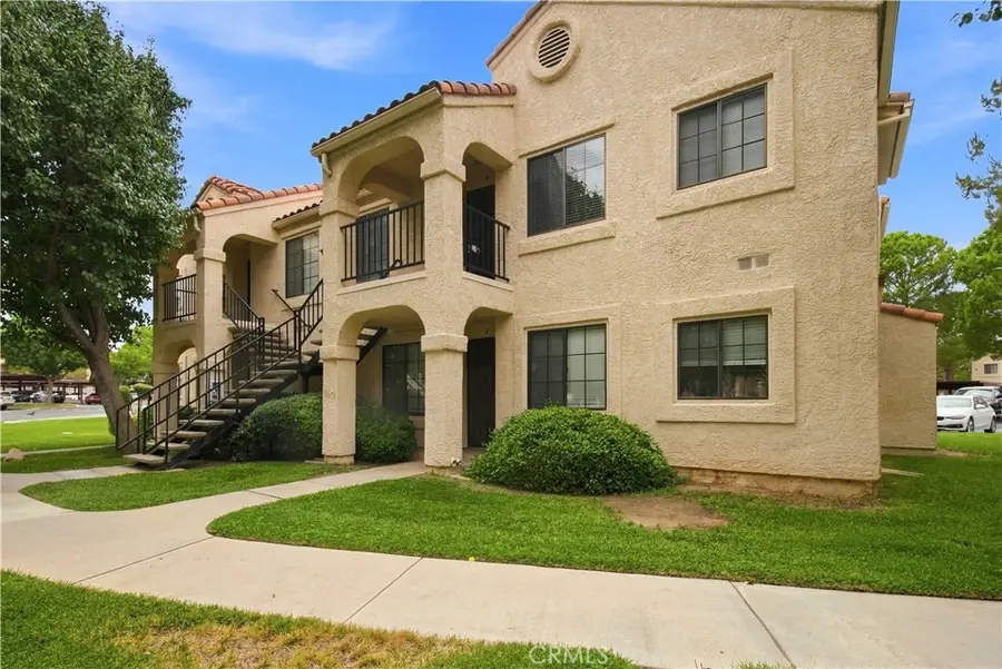 2554 Olive Dr #Apt 8, Palmdale, CA 93550 - #2