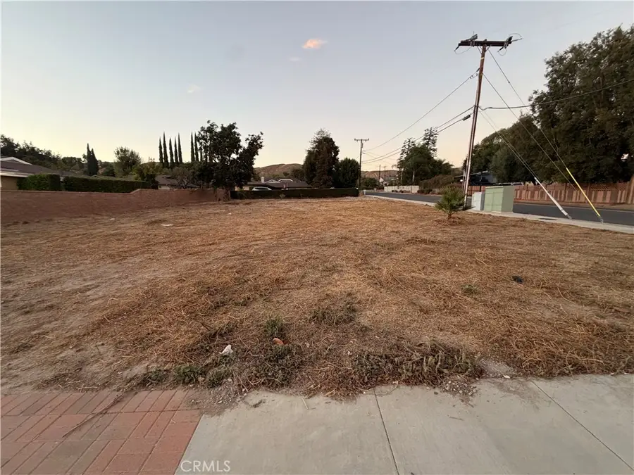 2877 Avenida Simi, Simi Valley, CA 93065 - #2
