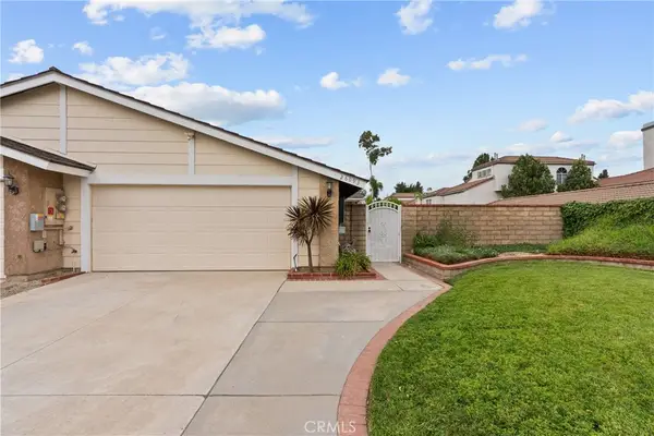 26093 Viento Court, Valencia, CA 91355