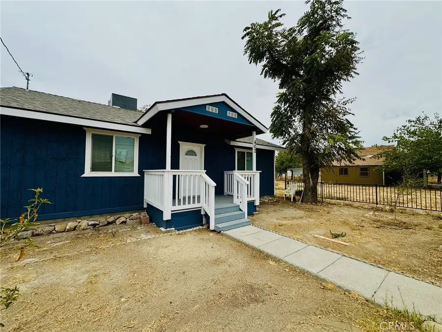 402 Mary Street, Maricopa, CA 93252 - #3