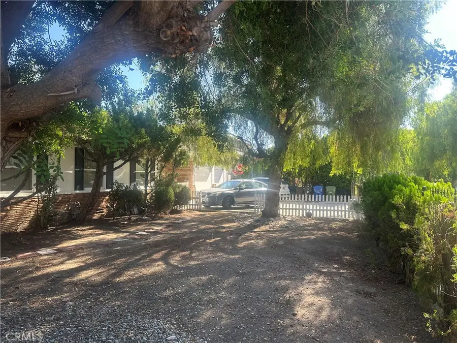 20957 Community, Canoga Park, CA 91304 - #2