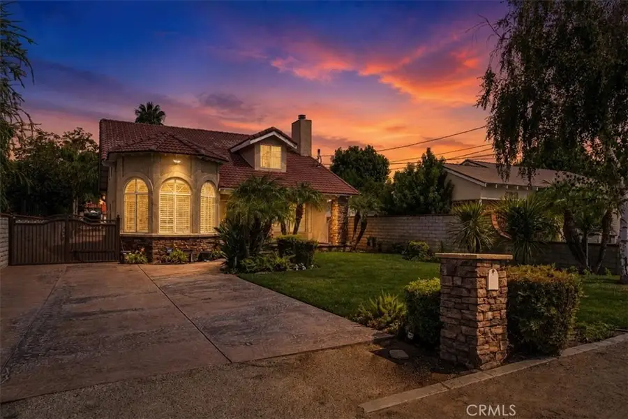 23549 Cherry, Newhall, CA 91321 - #2