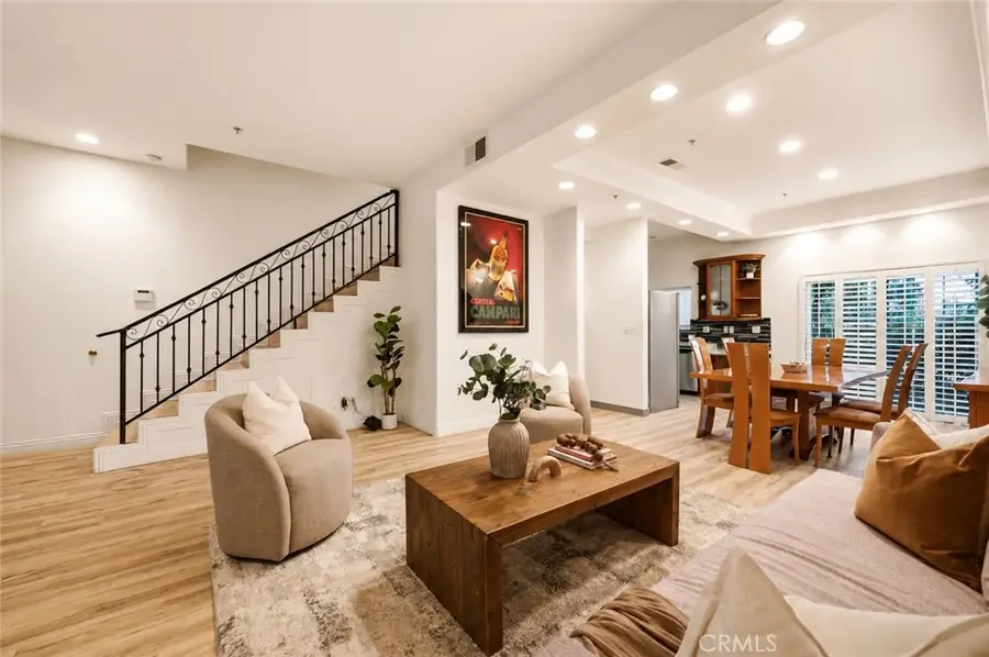 10833 Kling Street #4, North Hollywood, CA 91602 - #2