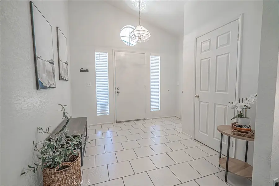 20160 Summit View Drive, Canyon Country, CA 91351 - #2