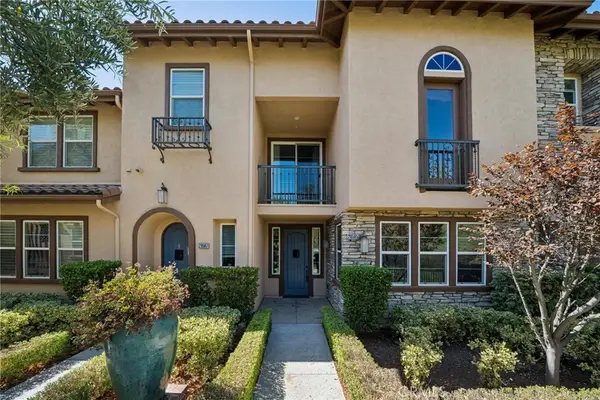 28565 Herrera Street #100, Valencia, CA 91354