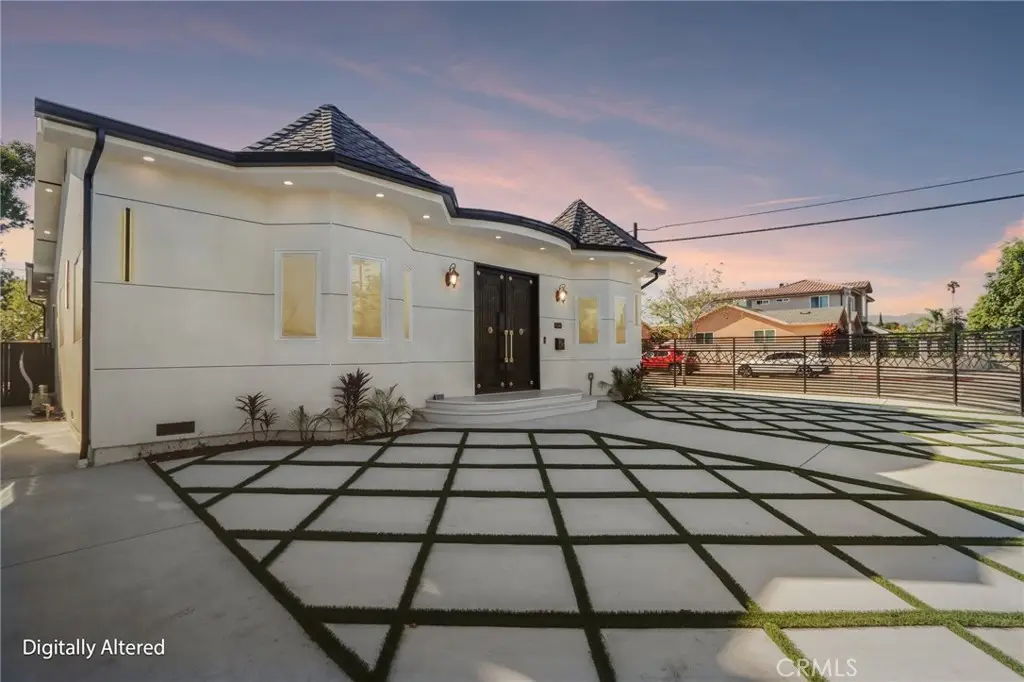 8149 Saint Clair Avenue, North Hollywood, CA 91605 - #1