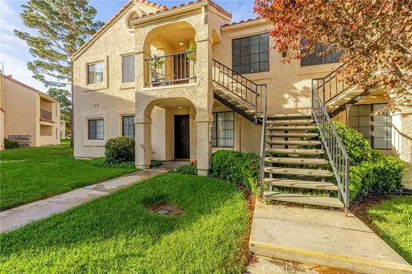 2554 Olive #82, Palmdale, CA 93550