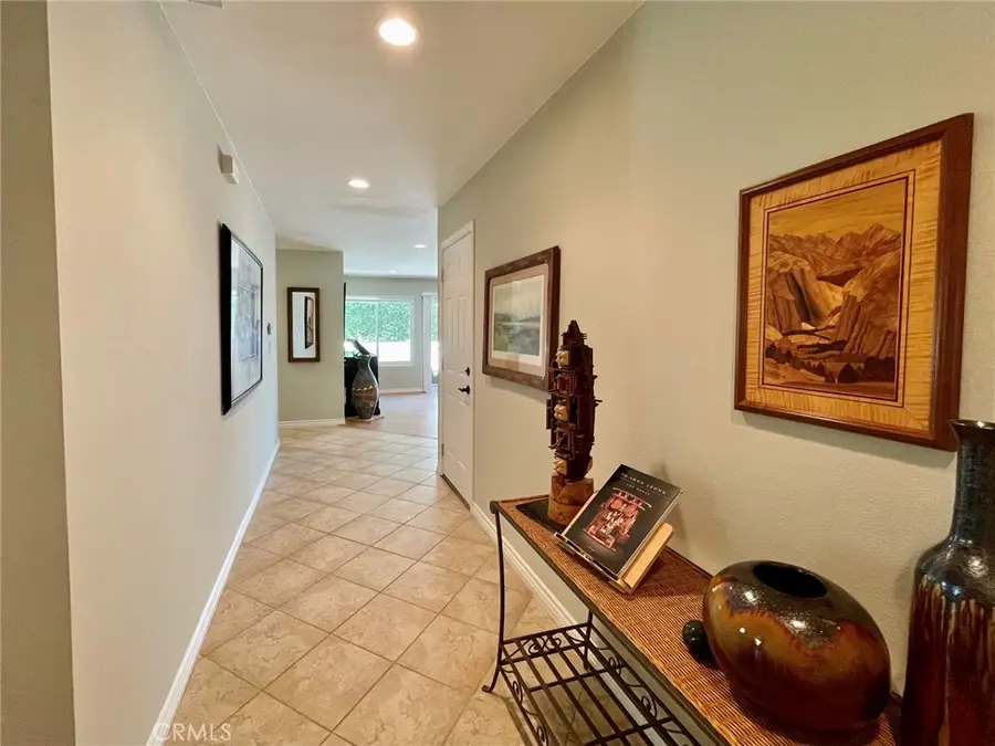 20042 Avenue Of The Oaks, Newhall, CA 91321 - #3