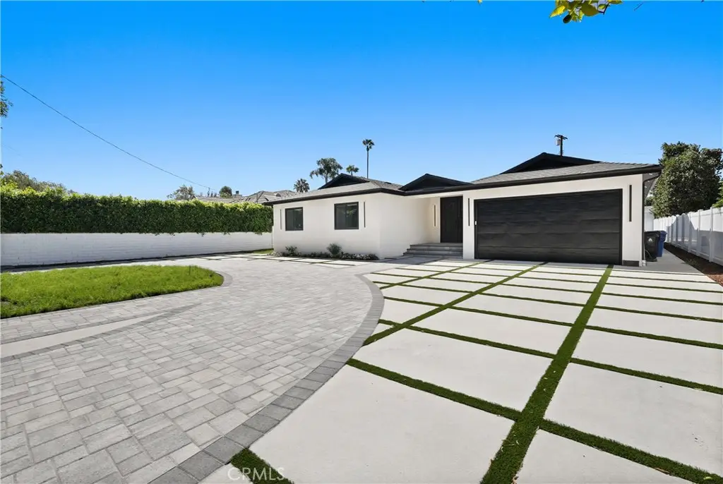 16158 Magnolia, Encino, CA 91436 - #1