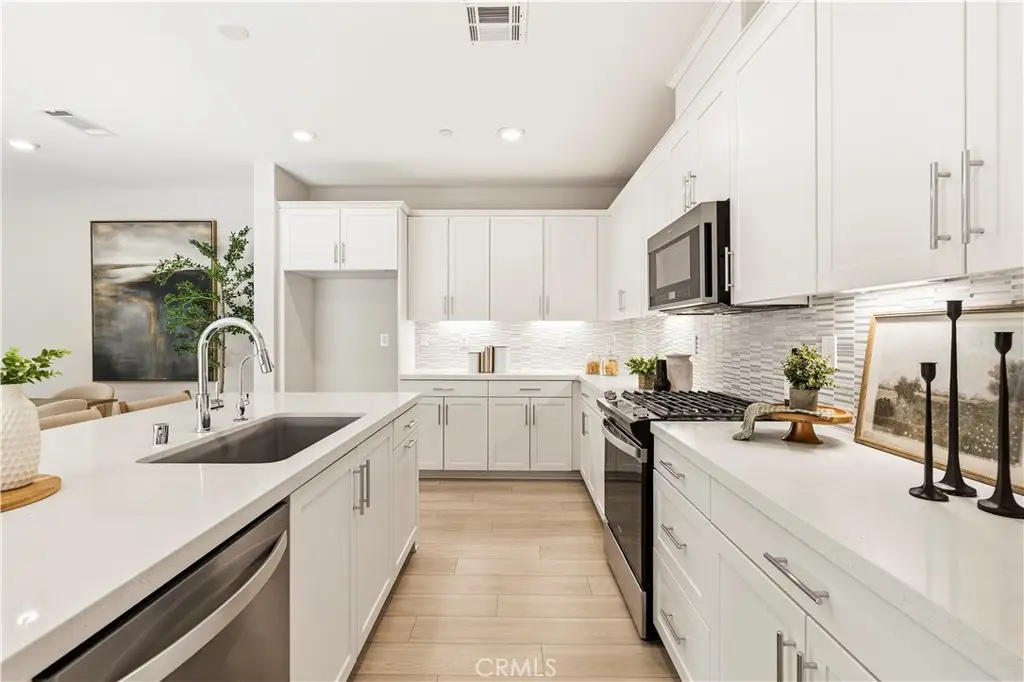 27637 Ensemble, Valencia, CA 91381 - #1