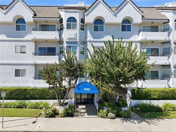 4455 Hazeltine Avenue #208, Sherman Oaks, CA 91423