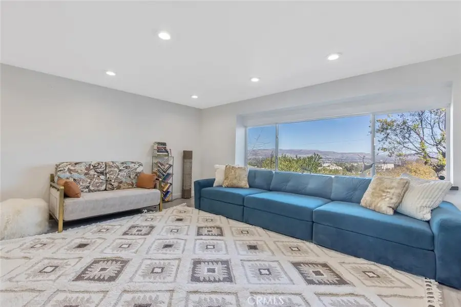 22444 Venido, Woodland Hills, CA 91364 - #2