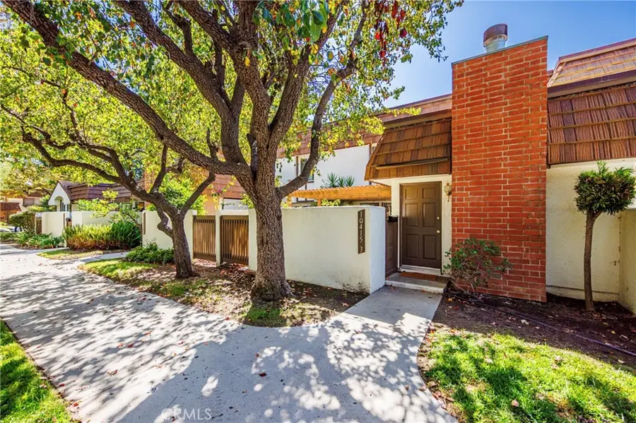 10415 Larwin, Chatsworth, CA 91311 - #3