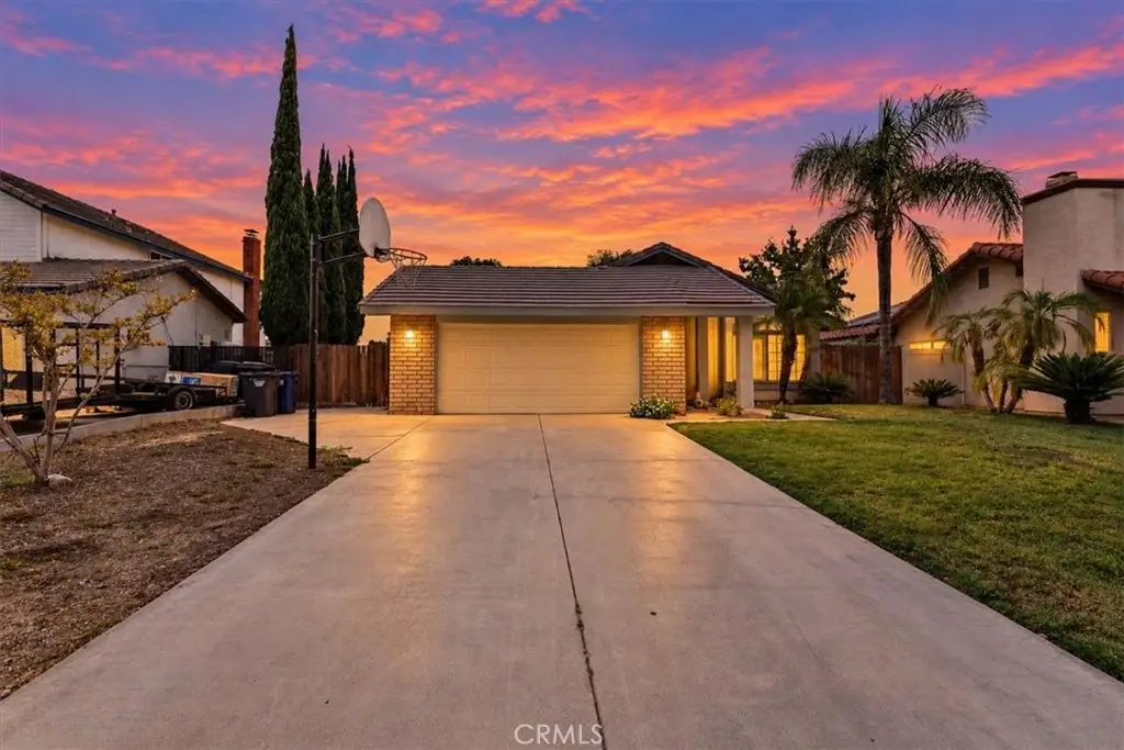 1537 Kelly Street, Redlands, CA 92374 - #1