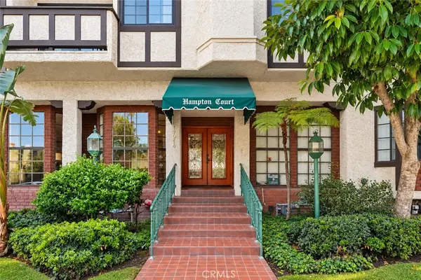 17914 Magnolia Boulevard #135, Encino, CA 91316