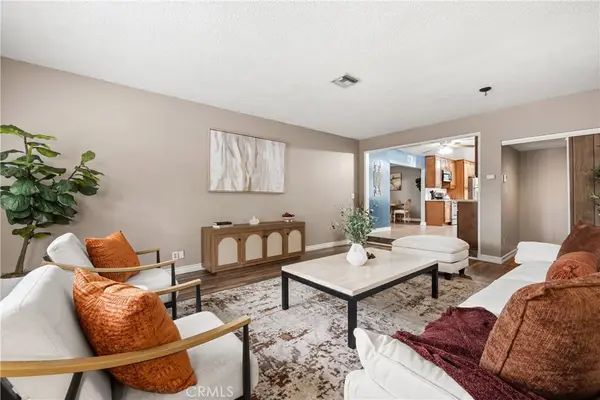 15944 Gledhill, North Hills, CA 91343