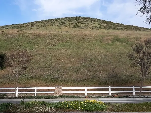 0 Yosemite, Simi Valley, CA 93063