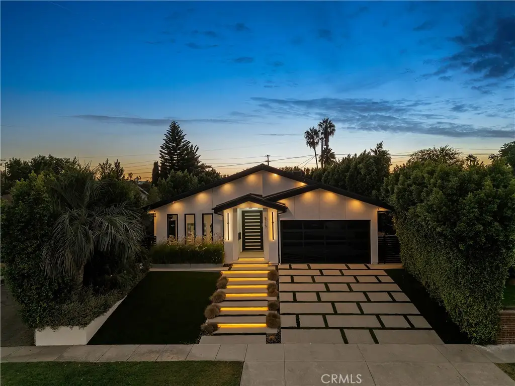5715 Troost Avenue, North Hollywood, CA 91601 - #1