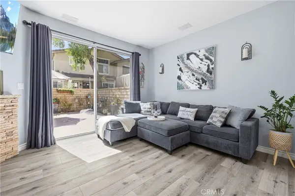 26503 Morro Bay Drive, Valencia, CA 91354