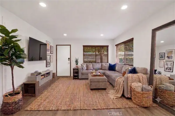 1346 E Hillcrest #40, Thousand Oaks, CA 91362