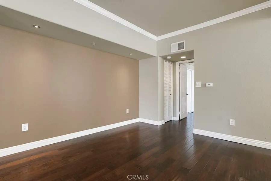 5220 Premiere Hills #222, Woodland Hills, CA 91364 - #3