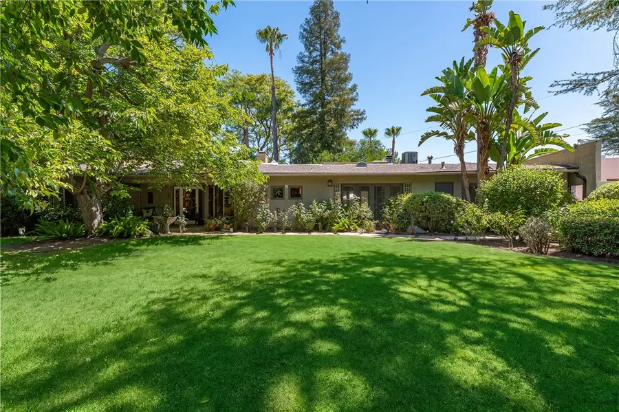 4956 Hood Drive, Woodland Hills, CA 91364 - #2