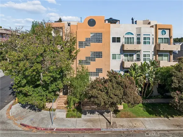 4230 Colfax #304, Studio City, CA 91604