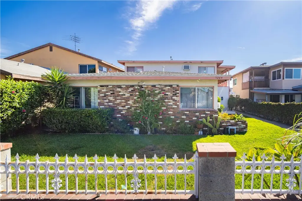 7244 Tujunga Avenue, North Hollywood, CA 91606 - #1
