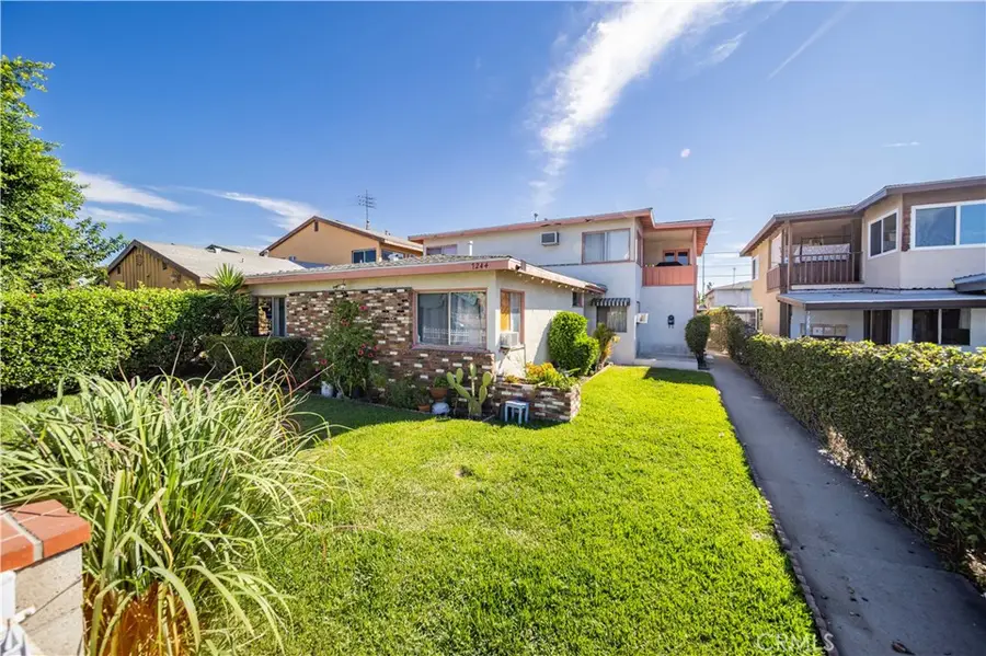 7244 Tujunga Avenue, North Hollywood, CA 91606 - #2