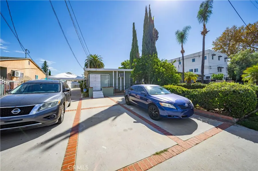 6106 Colfax Avenue, North Hollywood, CA 91606 - #2