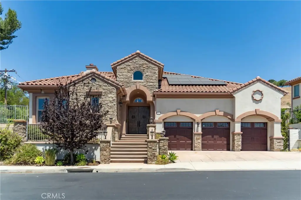 2025 Lonestar, Thousand Oaks, CA 91362 - #1