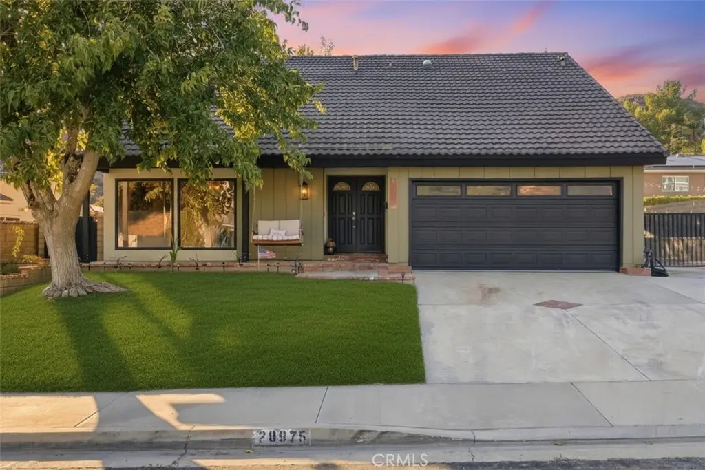 28975 Lotusgarden, Canyon Country, CA 91387 - #1
