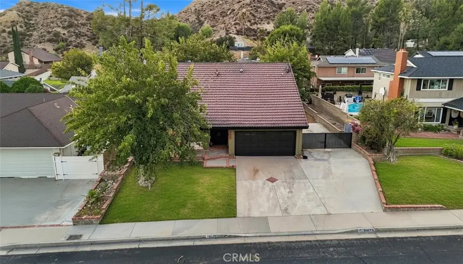 28975 Lotusgarden, Canyon Country, CA 91387 - #2